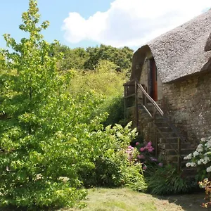 Dans Chaumiere De Caractere Baud